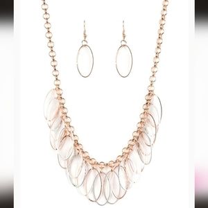 Nwt paparazzi fringe finale set Neckace And Earrings